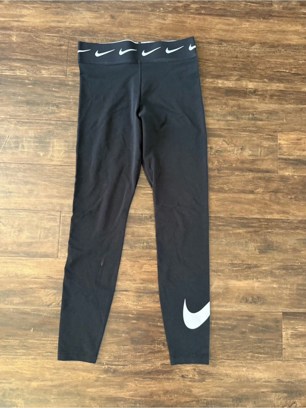 Nike Leggings Women’s Size M Black Leggings with White Swoosh